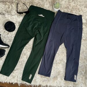 (2) EUC Lorna Jane Ankle Capri Leggings Small Navy Forest Green